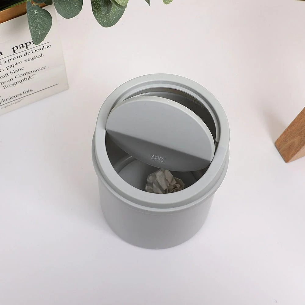 Pastel office mini trash can