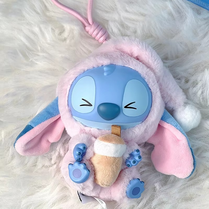 Stitch figurine box keychain style Labubu