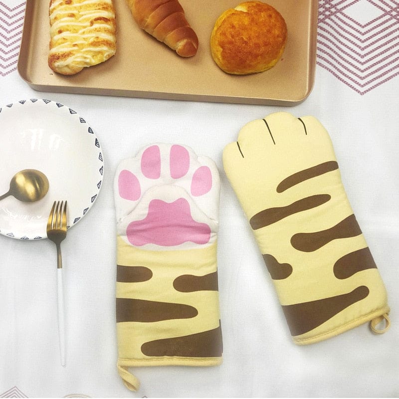 Paire de gants de cuisine en forme de patte de chat