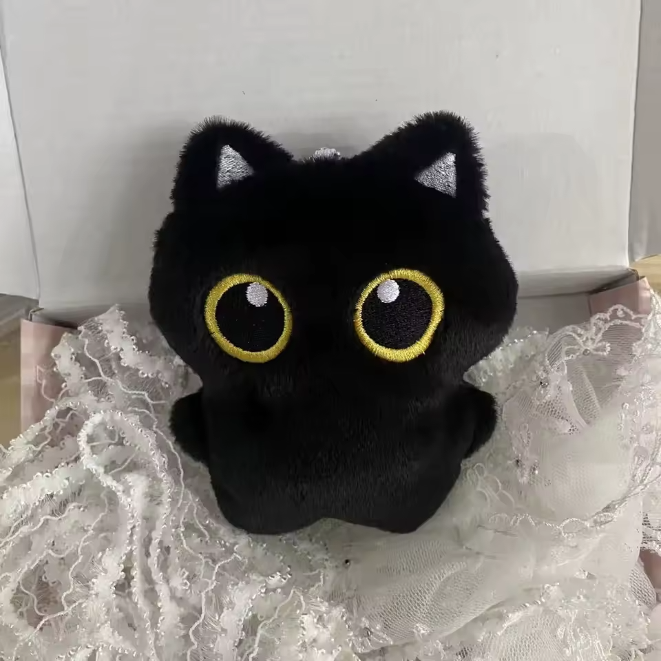 Peluche porte-clés chat noir avec gros yeux